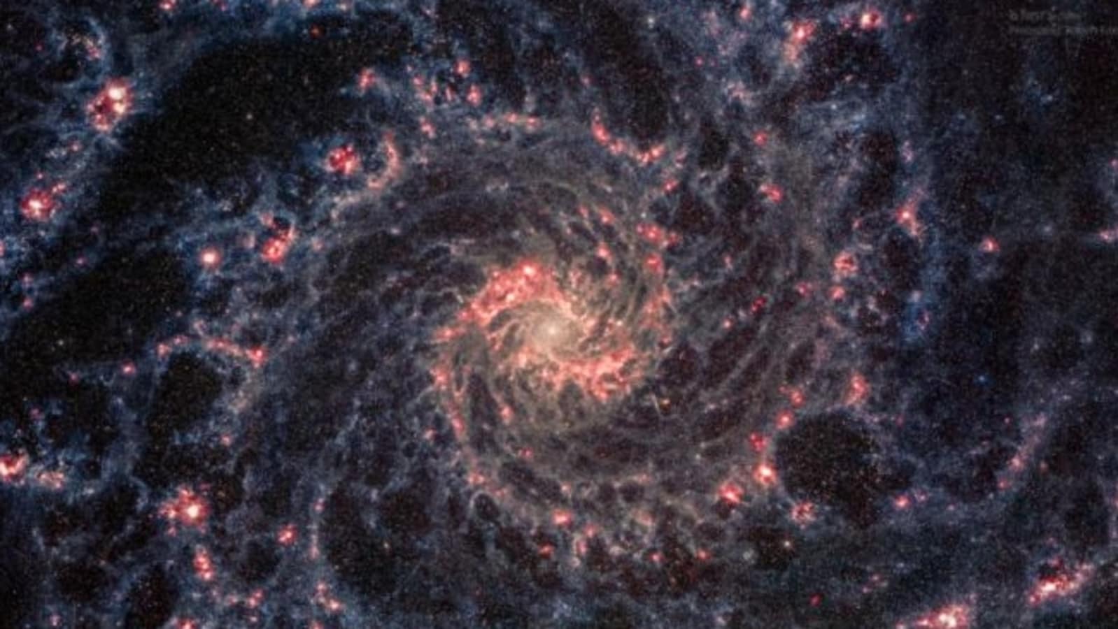 کهکشان مارپیچی فانتوم