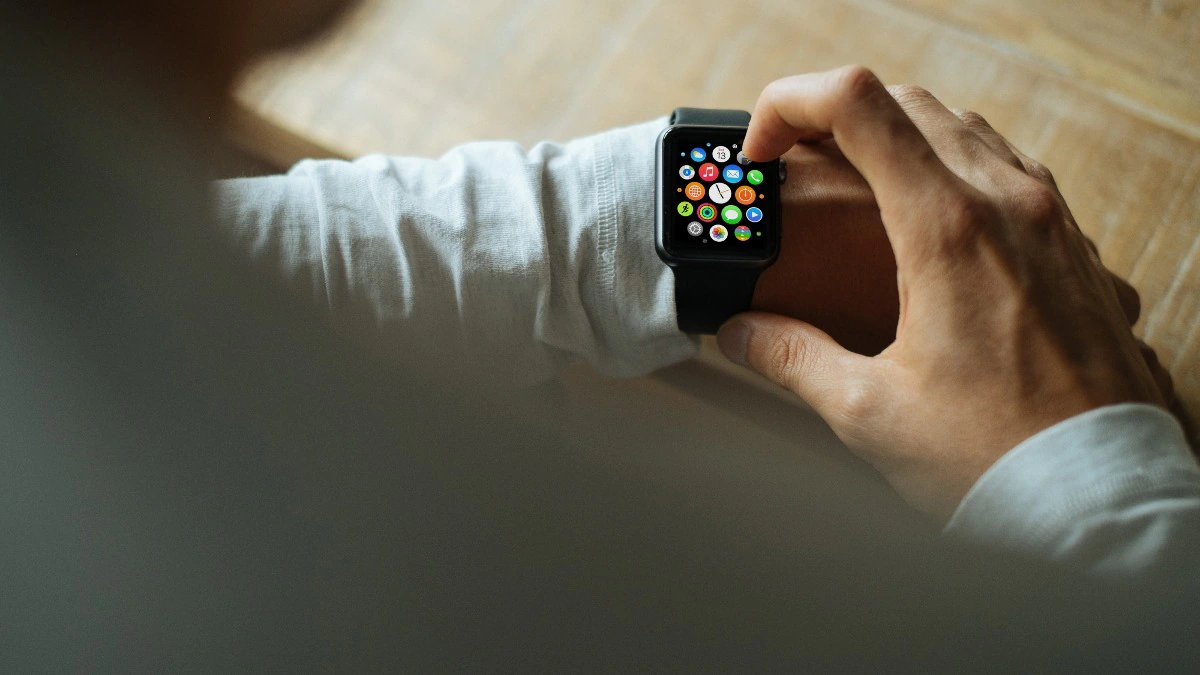 The Evolution of Smart Wearables: Changing Consumer Behaviour
