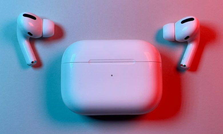 How to manually update your AirPods to get the latest Apple features in 5 easy steps
